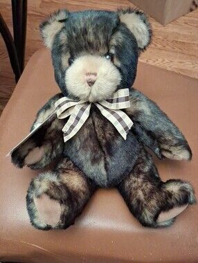 Vintage Mary Meyer Grandma's Bear Limited Edition #1208 COA Included